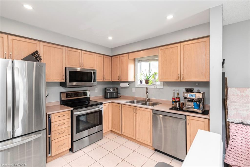 56-30 Braemar Avenue Property Photo 18