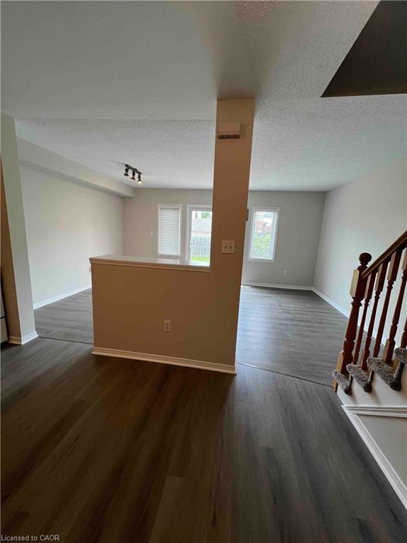 4-151 Clairfields Drive E Property Photo 17