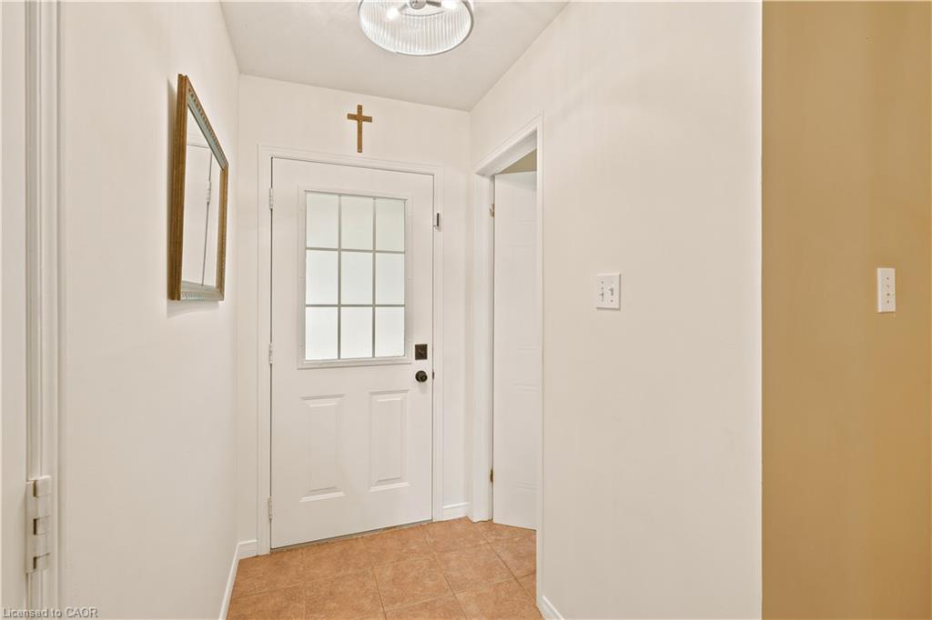 119 Rossmore Court Property Photo 6