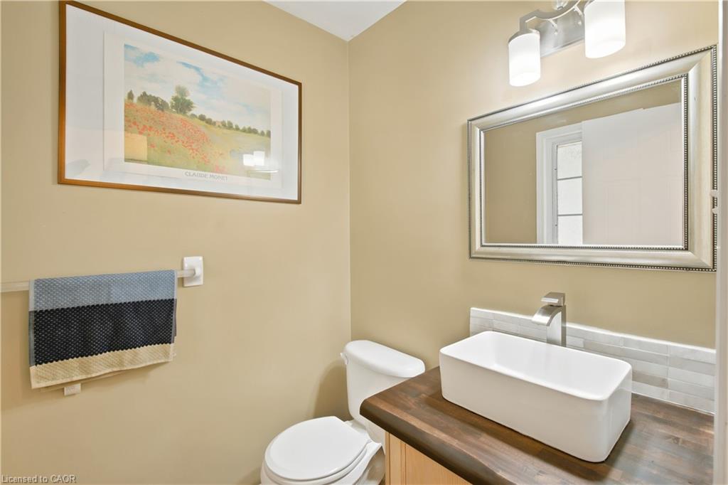 119 Rossmore Court Property Photo 8