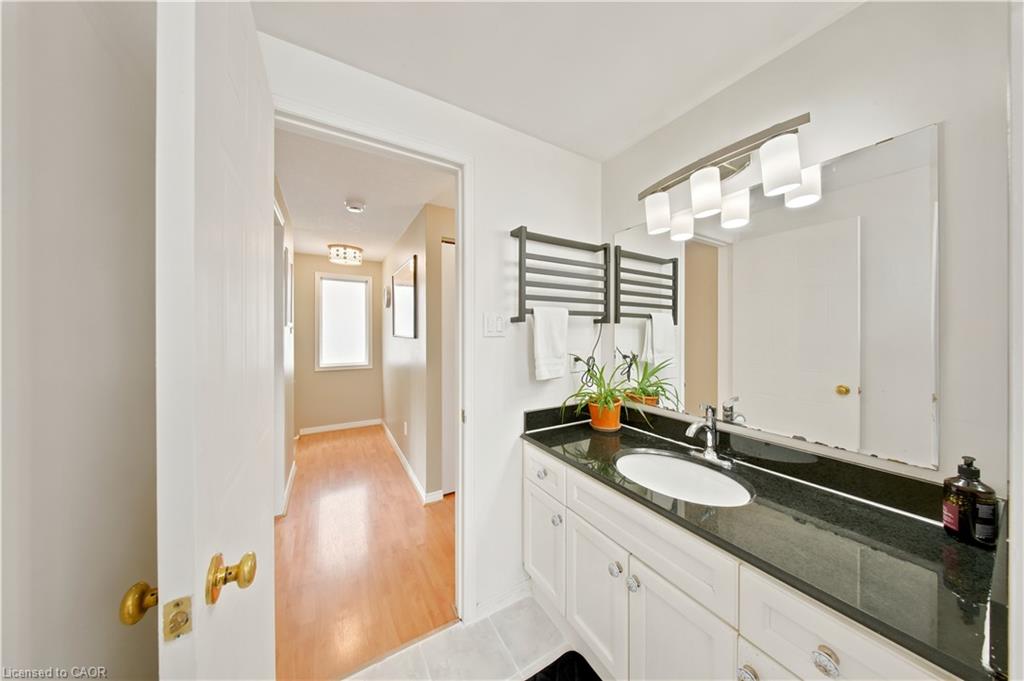 119 Rossmore Court Property Photo 29