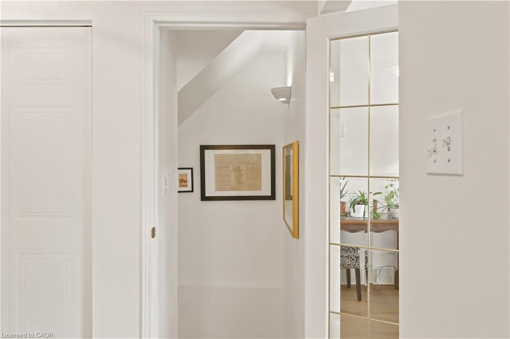 119 Rossmore Court Property Photo 35