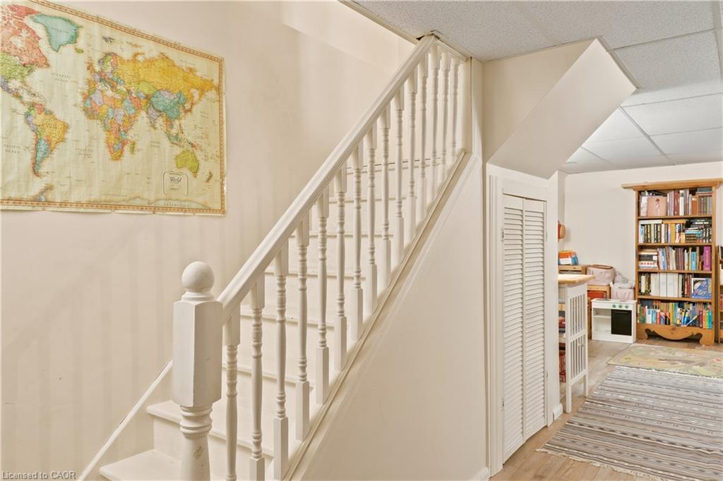 119 Rossmore Court Property Photo 37