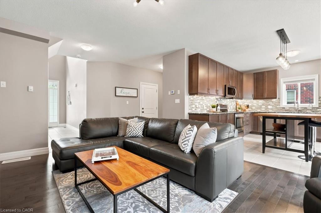 921 Eden Oak Court Property Photo 8