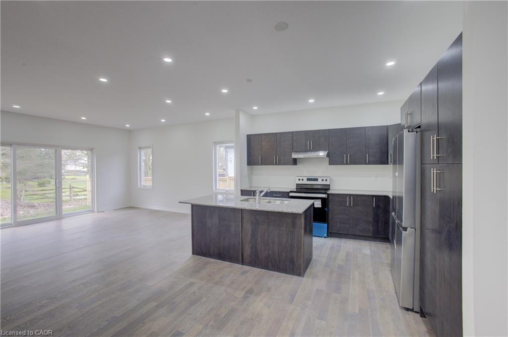 160 Ellen Street Property Photo 11