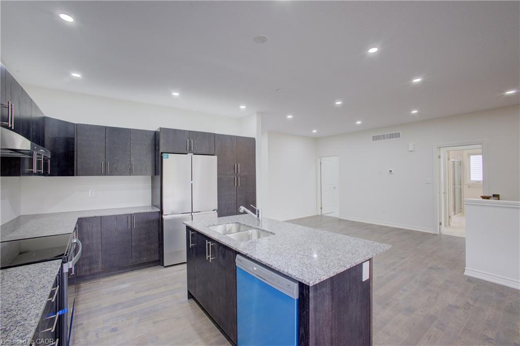 160 Ellen Street Property Photo 15