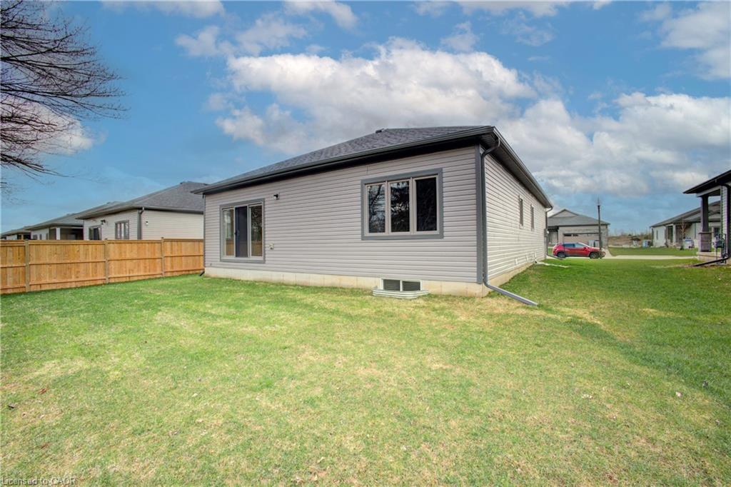 160 Ellen Street Property Photo 34