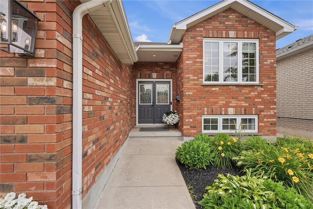 105 Harwood Road Property Photo 3
