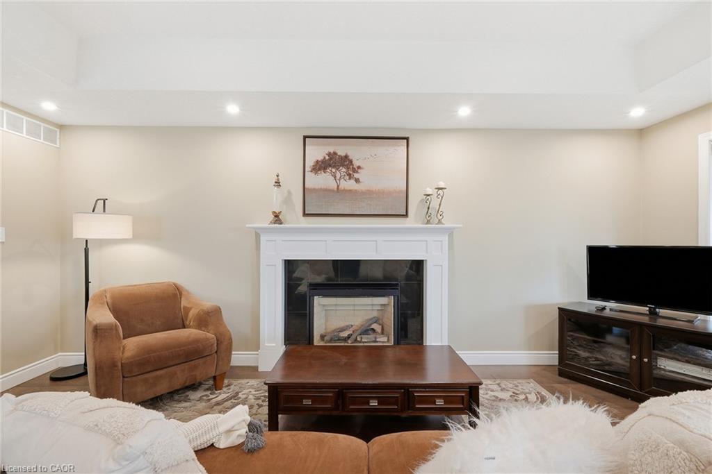 105 Harwood Road Property Photo 7