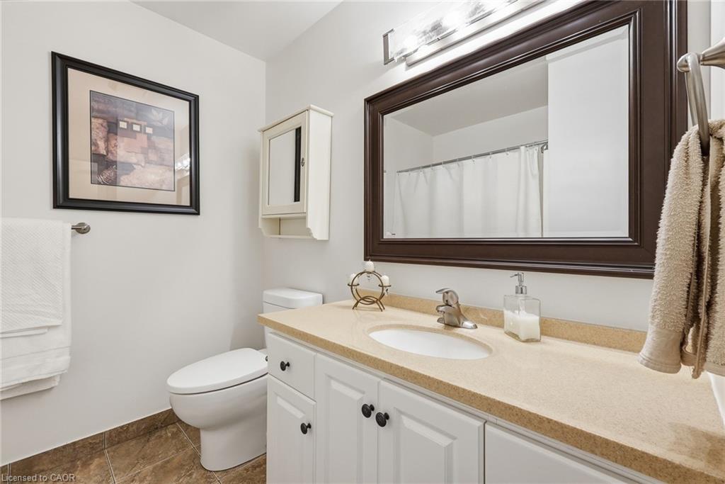 105 Harwood Road Property Photo 22