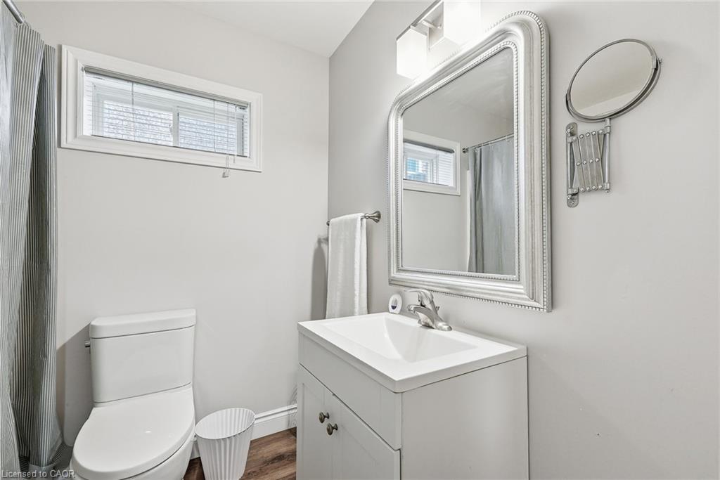 105 Harwood Road Property Photo 30