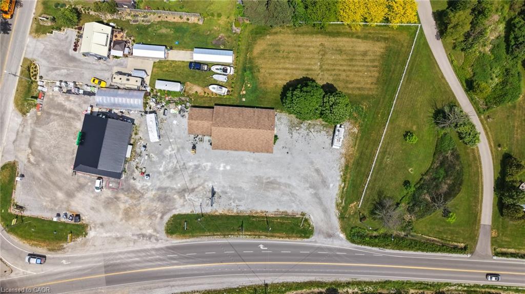 1048 Highway 59 Property Photo 2