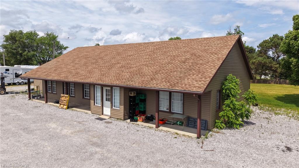 1048 Highway 59 Property Photo 4