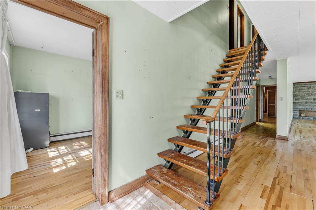 21 First Avenue Property Photo 5