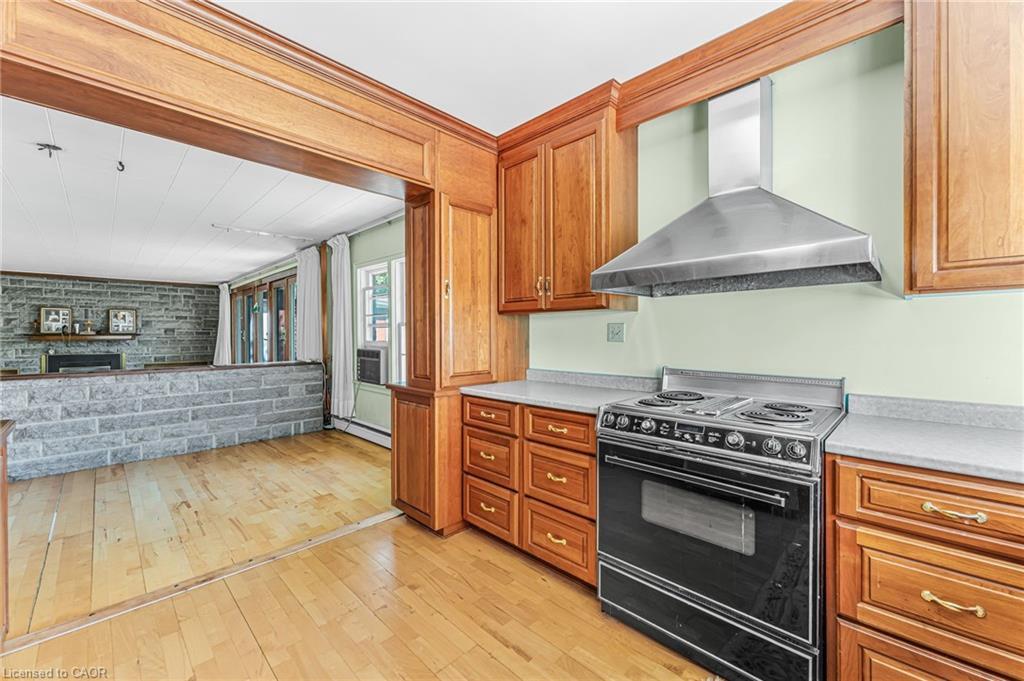 21 First Avenue Property Photo 18