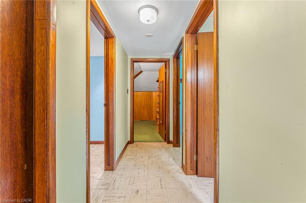 21 First Avenue Property Photo 22