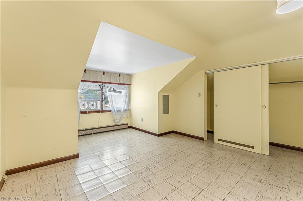 21 First Avenue Property Photo 25
