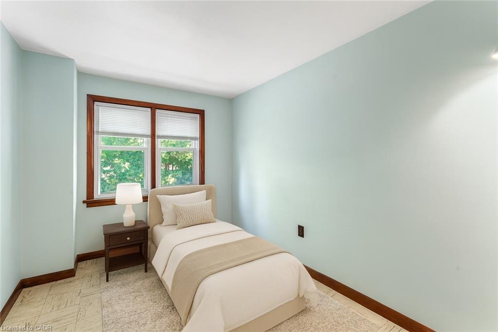 21 First Avenue Property Photo 26