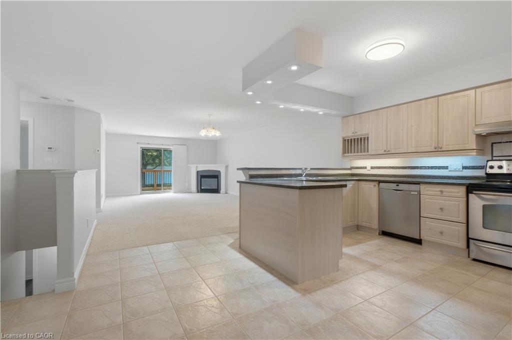 25-385 Park Road N Property Photo 6