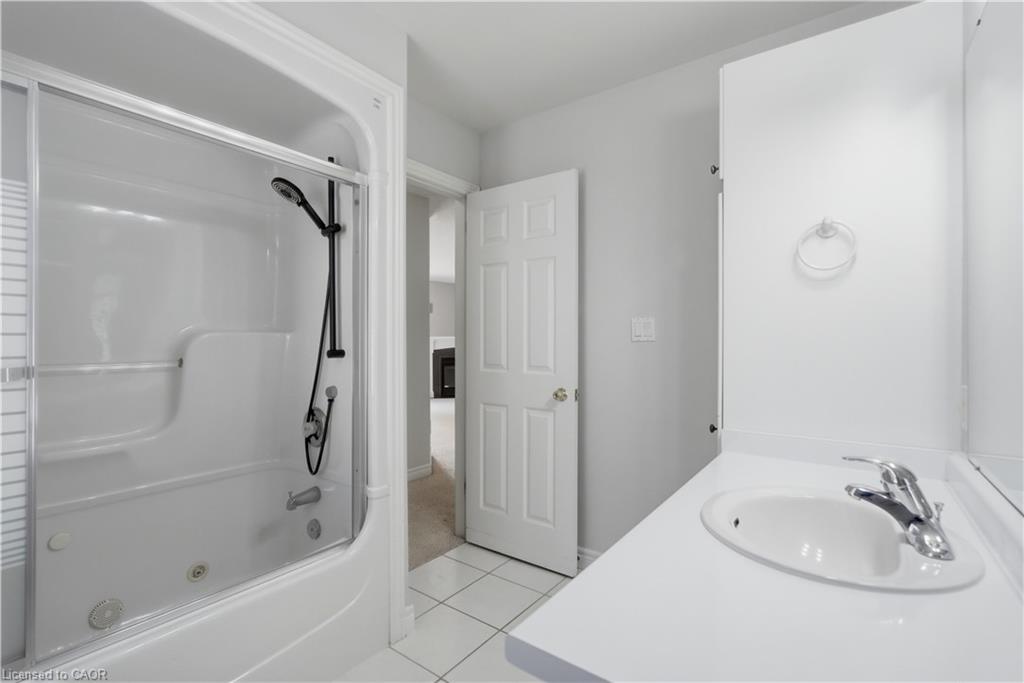 25-385 Park Road N Property Photo 17