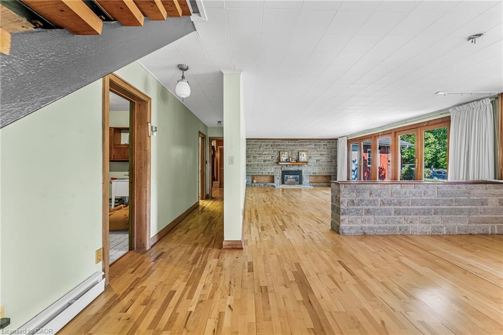 21 First Avenue Property Photo 12