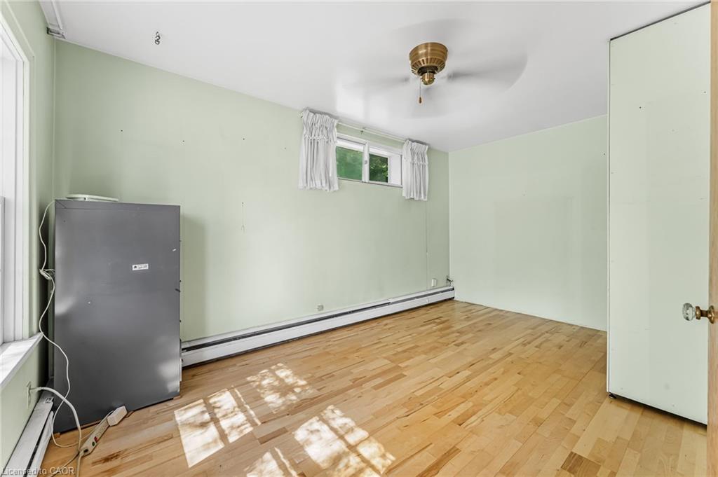 21 First Avenue Property Photo 22
