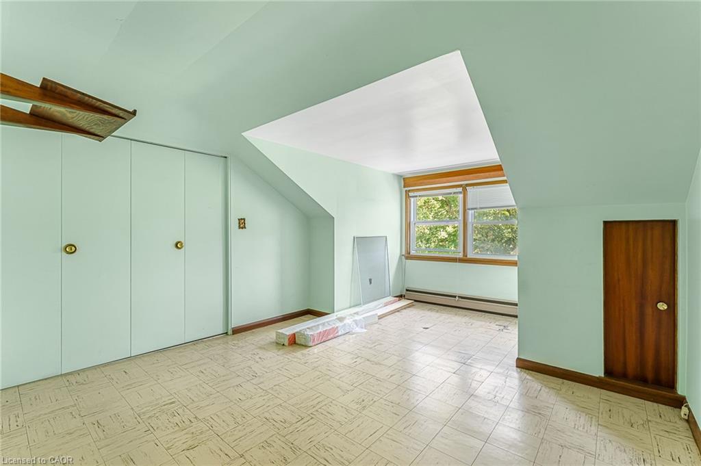 21 First Avenue Property Photo 25