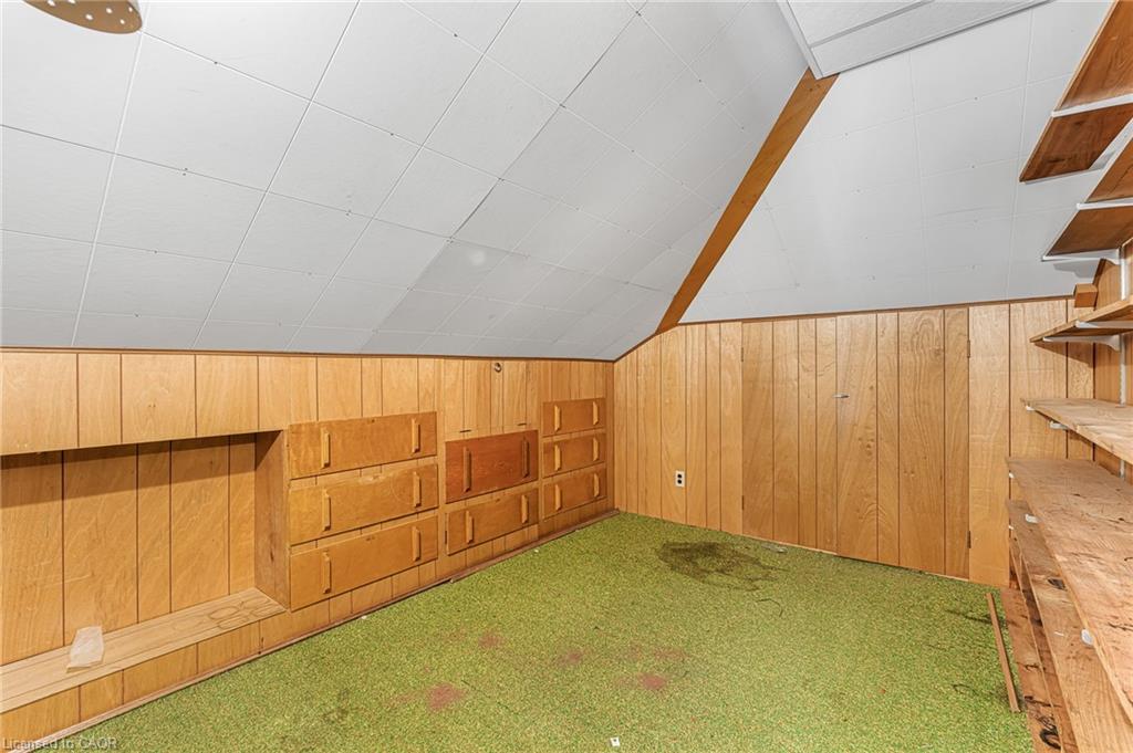 21 First Avenue Property Photo 27