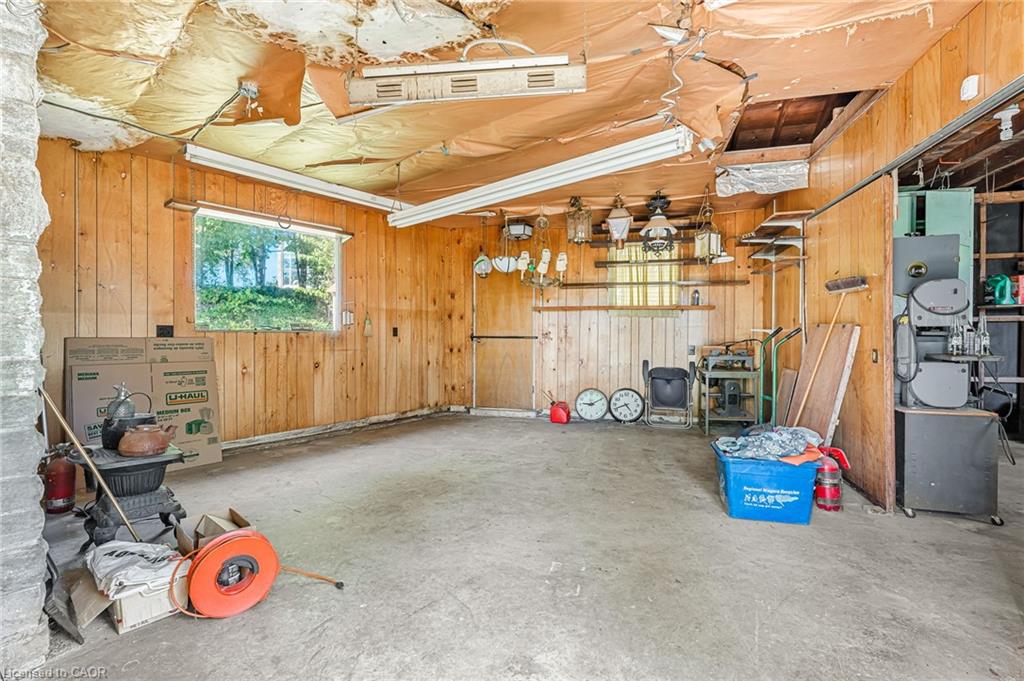 21 First Avenue Property Photo 28