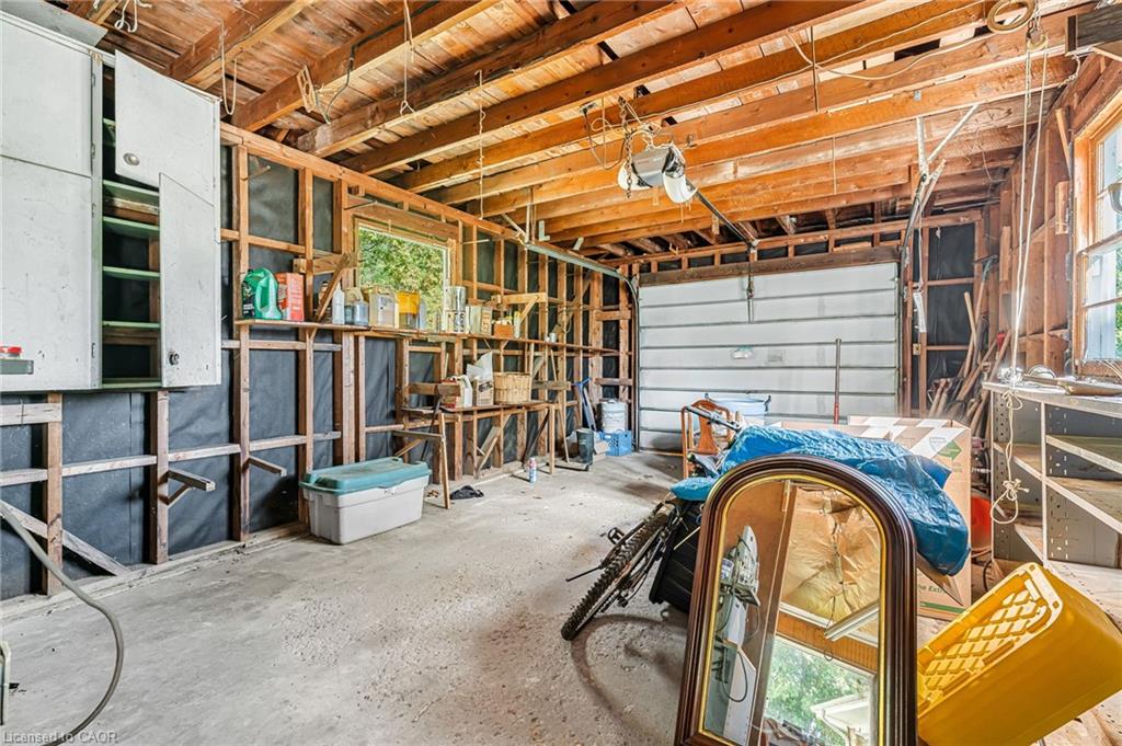 21 First Avenue Property Photo 29