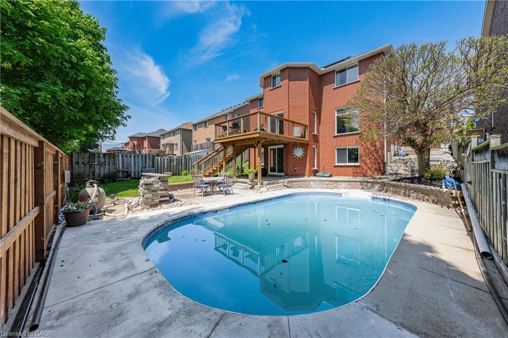 111 Hume Drive Property Photo 45