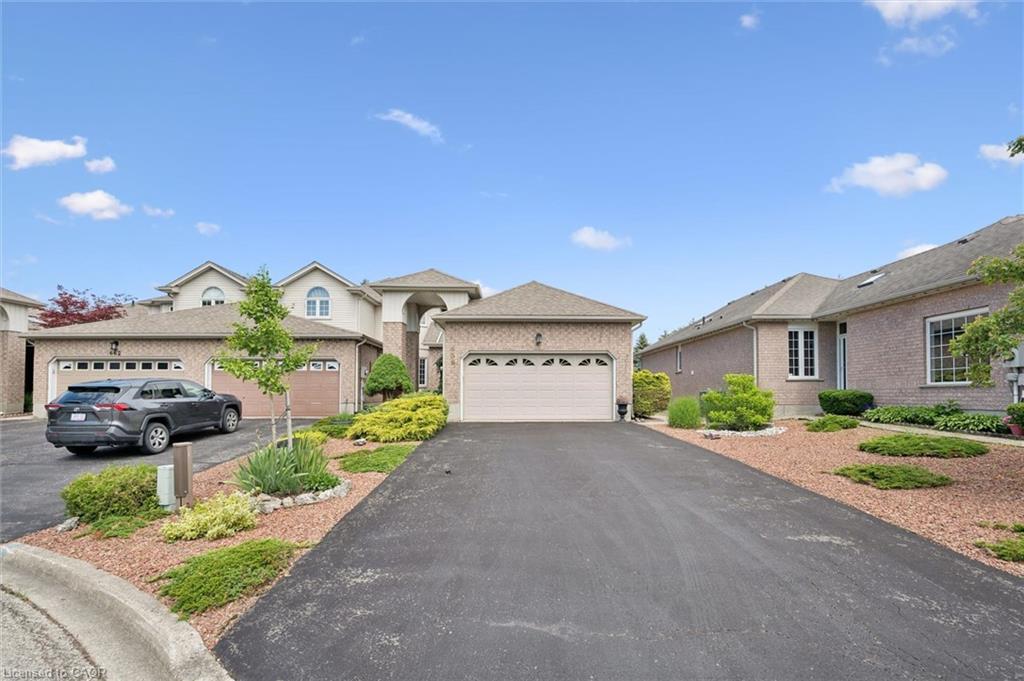 658 Ellesmere Court Property Photo 3