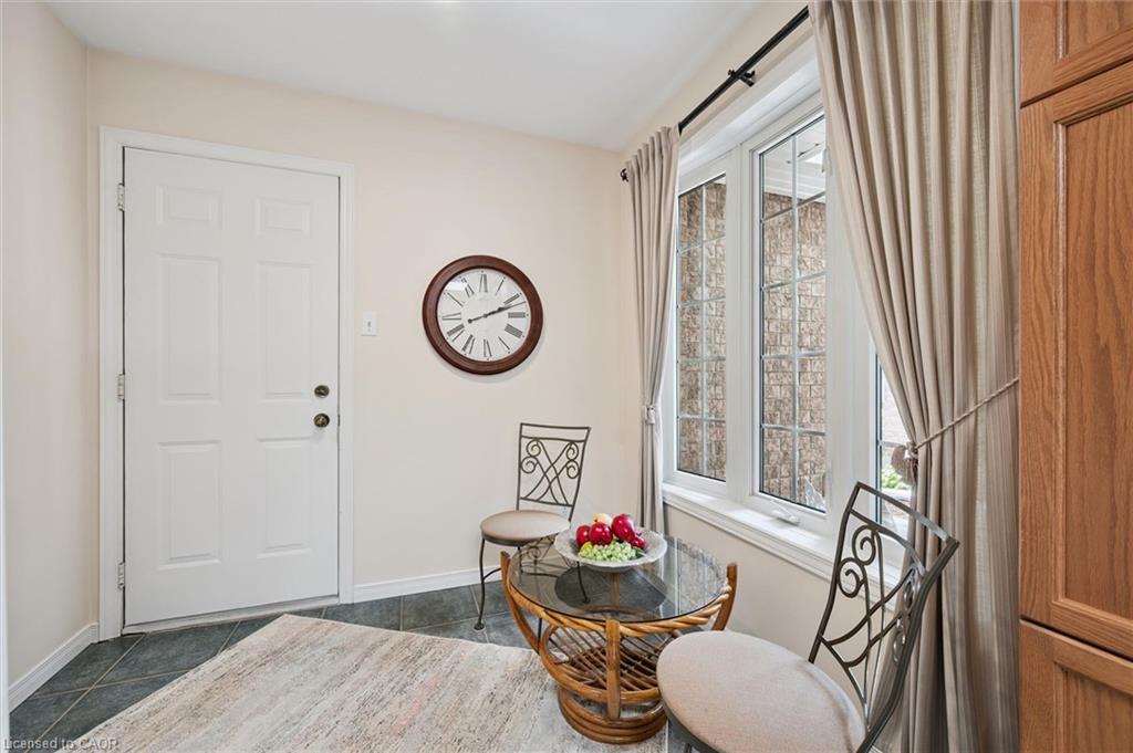 658 Ellesmere Court Property Photo 11