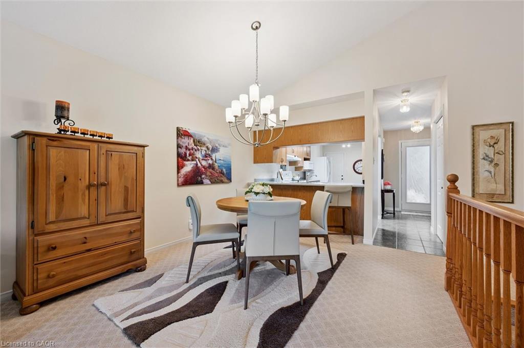 658 Ellesmere Court Property Photo 13