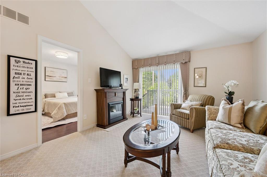 658 Ellesmere Court Property Photo 16