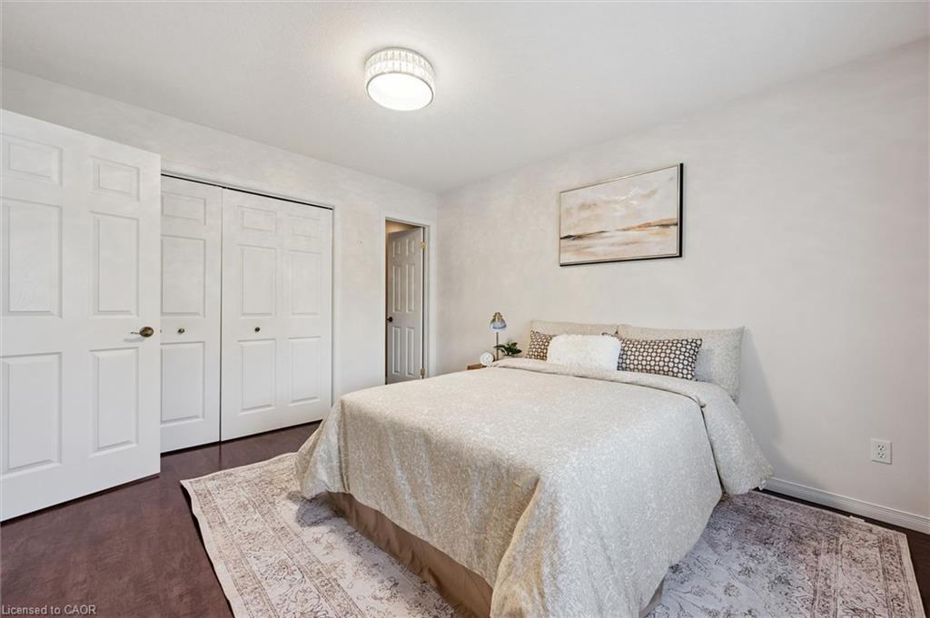 658 Ellesmere Court Property Photo 19