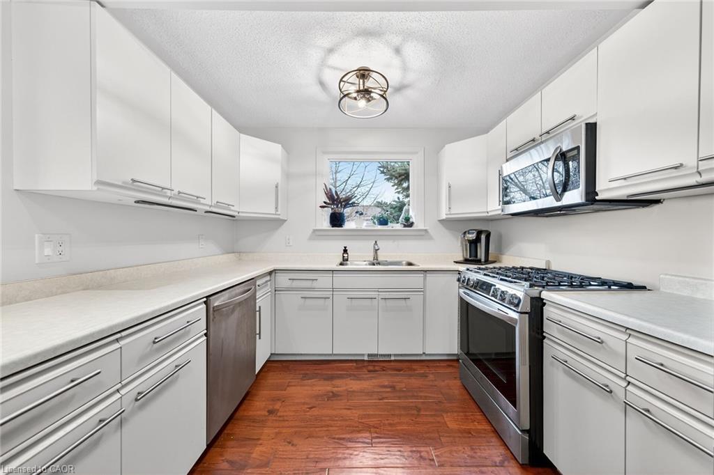 108 Lakeside Drive Property Photo 12