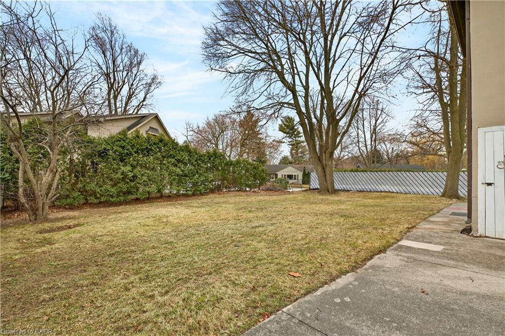 1012 North Shore Boulevard E Property Photo 37