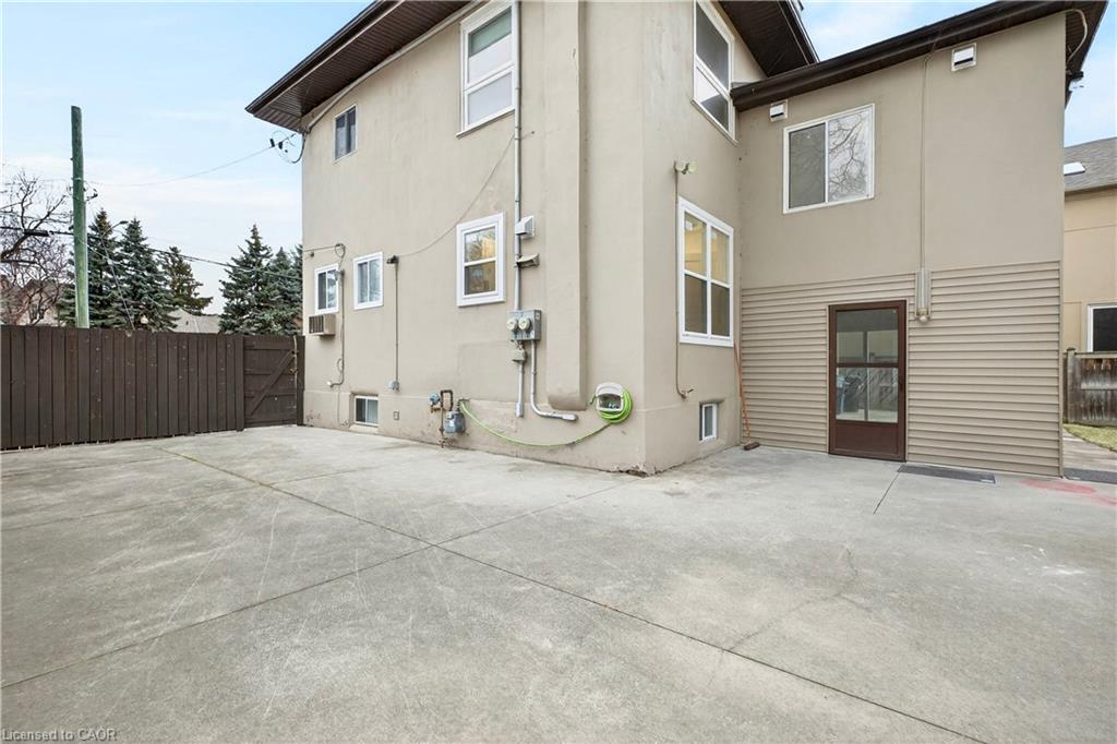 1012 North Shore Boulevard E Property Photo 38