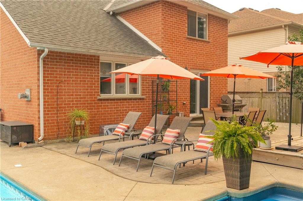 79 Beaverbrook Crescent Property Photo 8