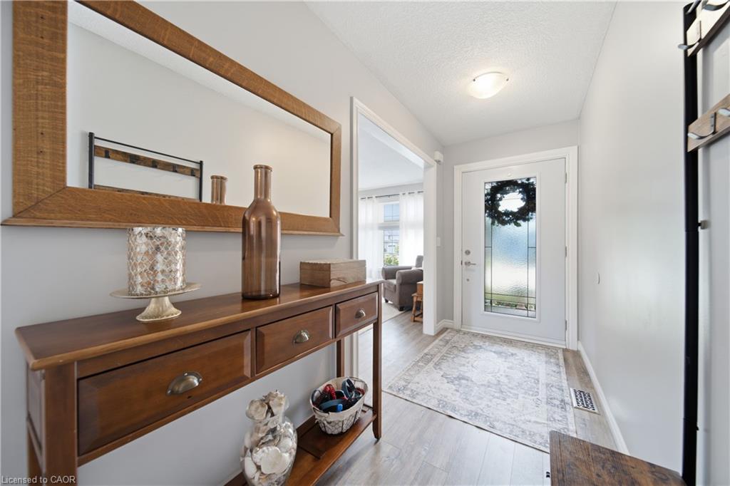 79 Beaverbrook Crescent Property Photo 13
