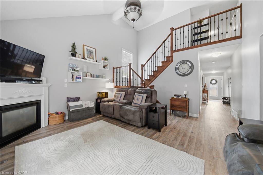 79 Beaverbrook Crescent Property Photo 18