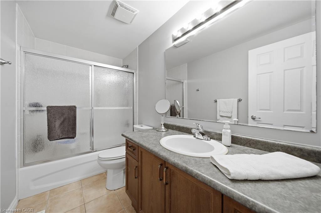 79 Beaverbrook Crescent Property Photo 35