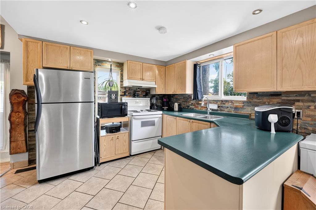 503 John Street Property Photo 15