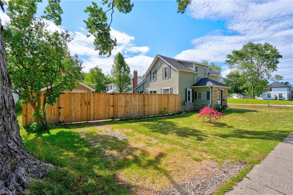 503 John Street Property Photo 34