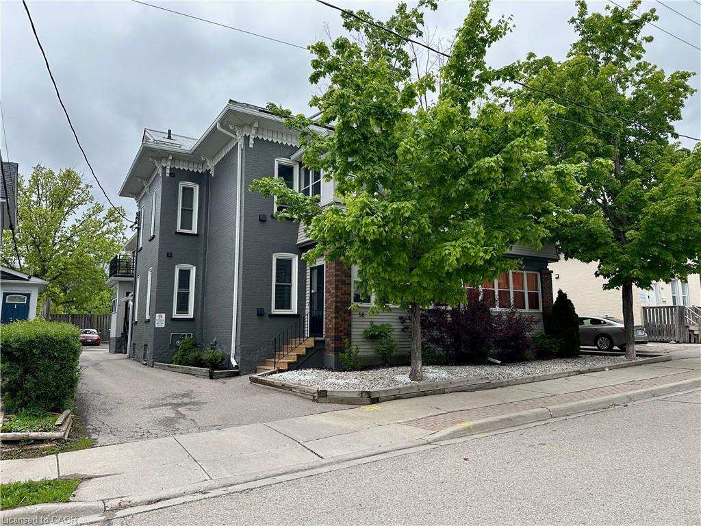 58 Madison Avenue N Property Photo 1