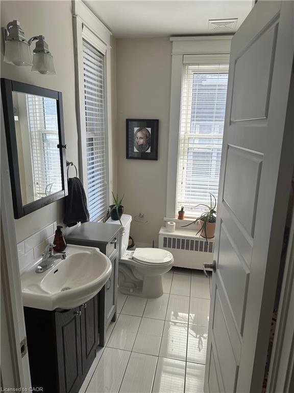 58 Madison Avenue N Property Photo 6