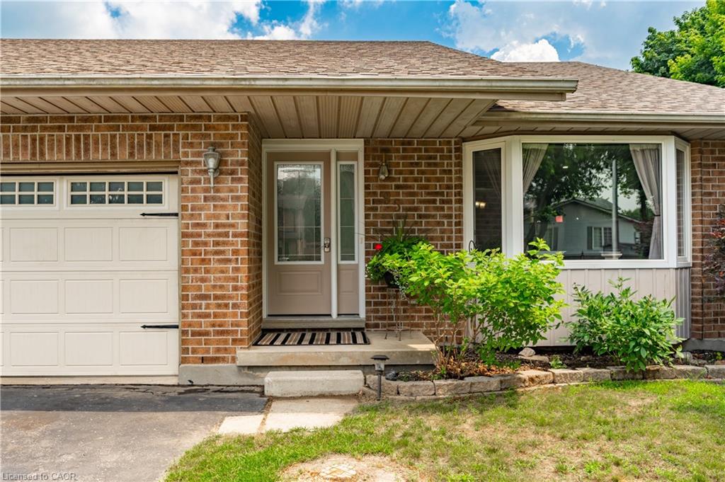95 Allen Street Property Photo 4