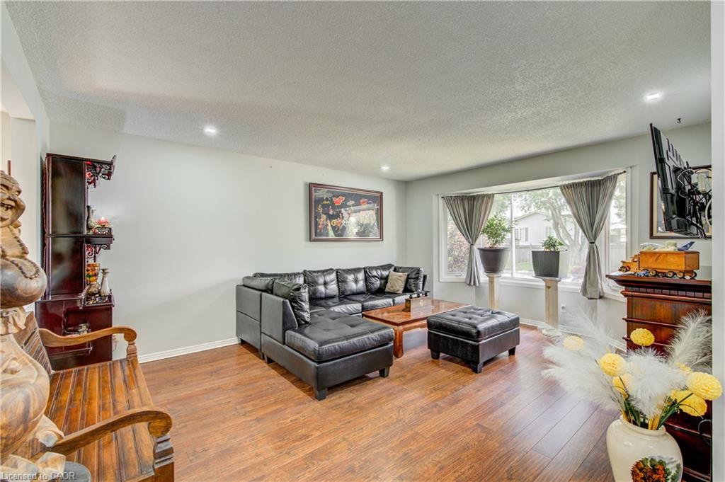 95 Allen Street Property Photo 7