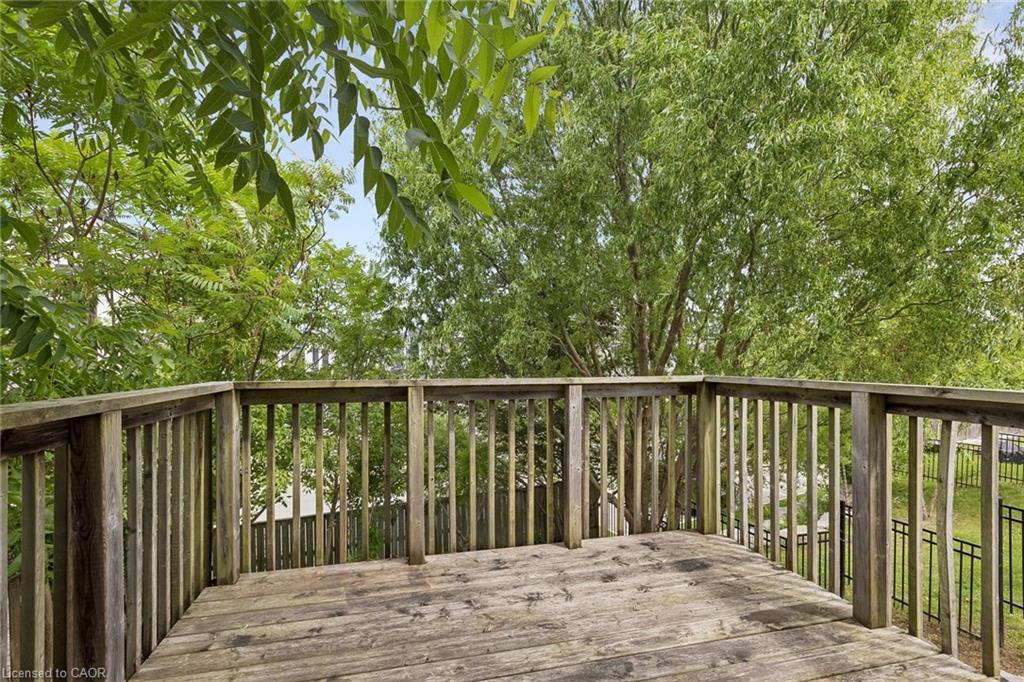 111 Bloomington Drive Property Photo 28